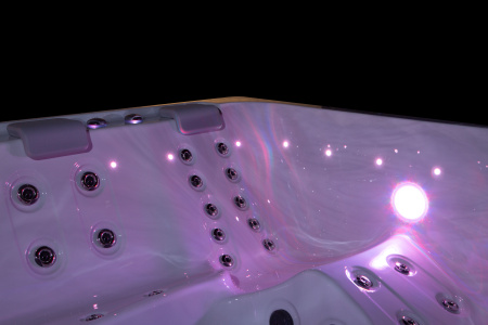 Гидромассажный спа бассейн NordicSpa Liv (Лив)